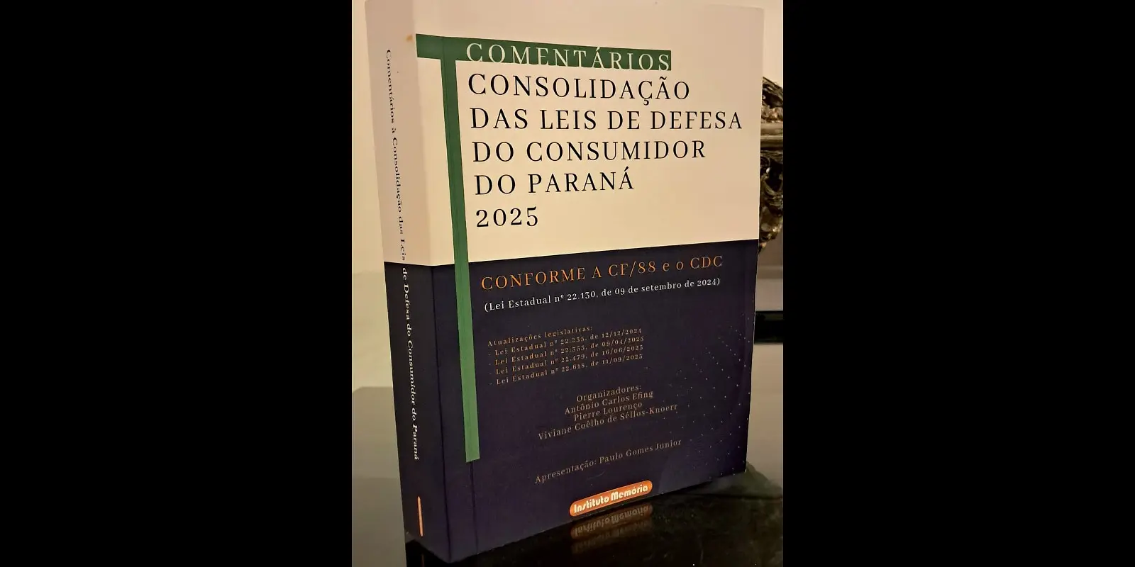 Disponível no site: E-book (amostra) “Comentários à Consolidação das Leis de Defesa do Consumidor do Paraná"