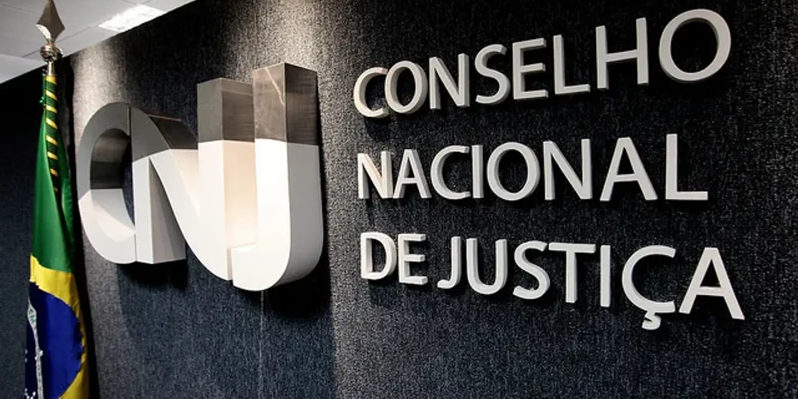 INAD Representa Contra Juiz que Chamou o Brasil de “Merdocracia” em Sentença Judicial